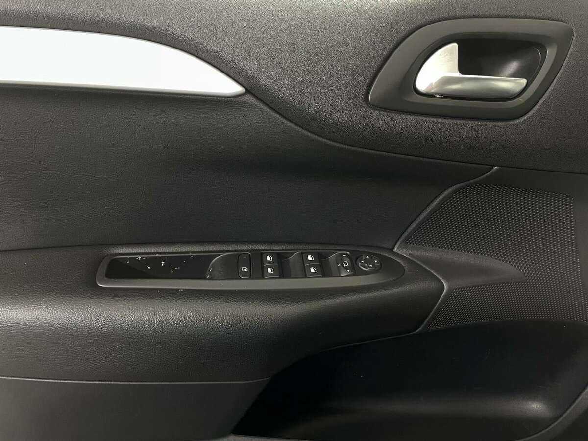 Citroen C4 2015 года с пробегом. Фото: #6