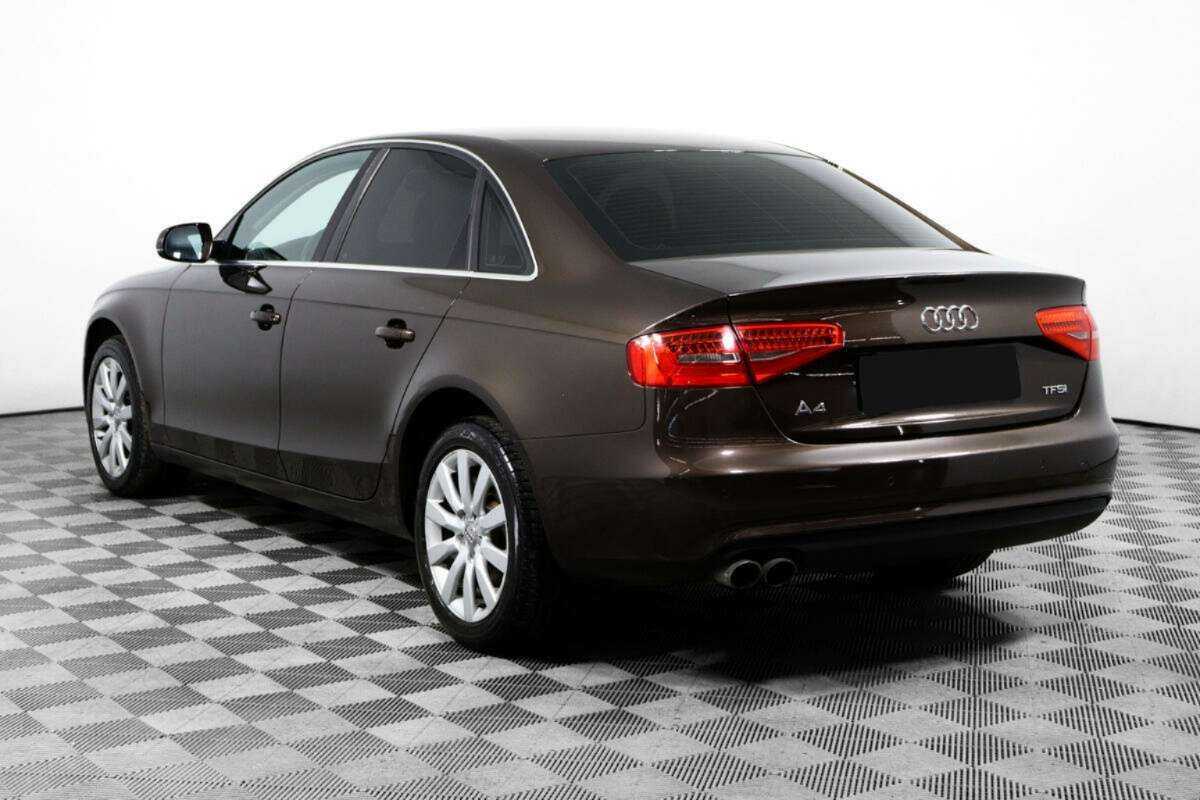 Audi A4 2014 года с пробегом. Фото: #2