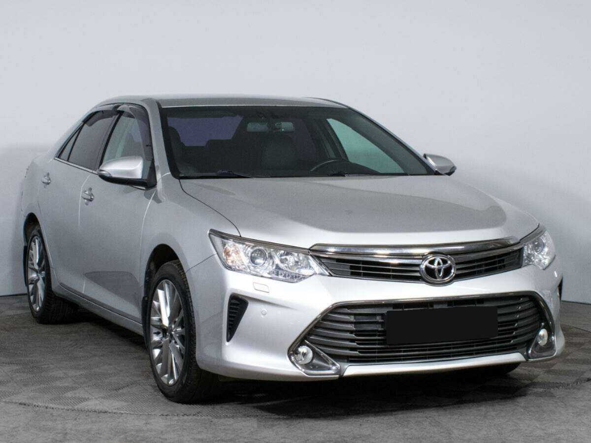 Toyota Camry 2015 года с пробегом. Фото: #2