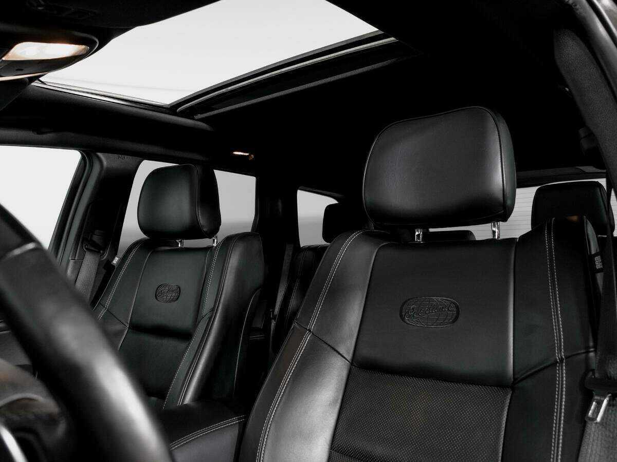Jeep Grand Cherokee 2014 года с пробегом. Фото: #14