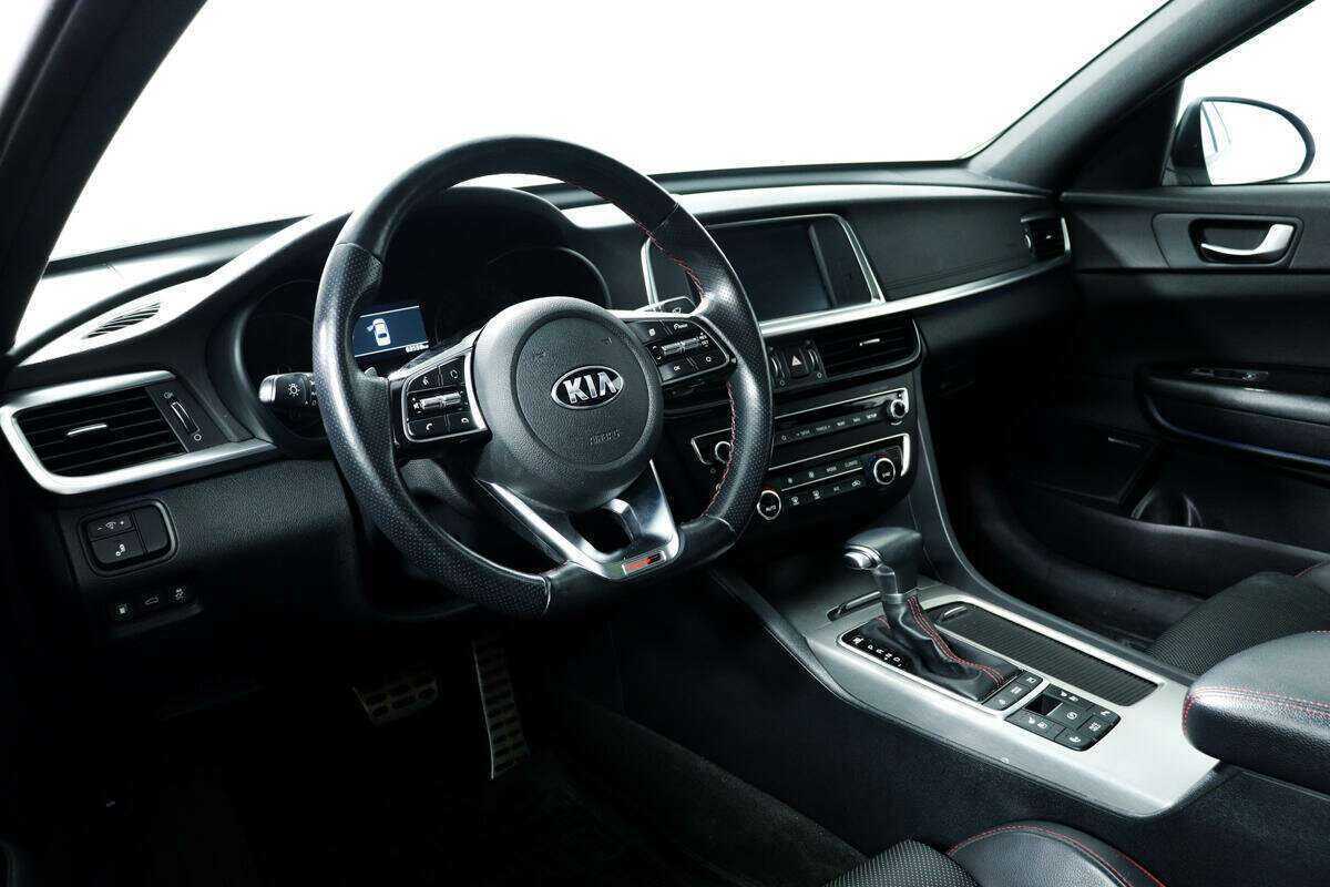 Kia Optima 2018 года с пробегом. Фото: #12