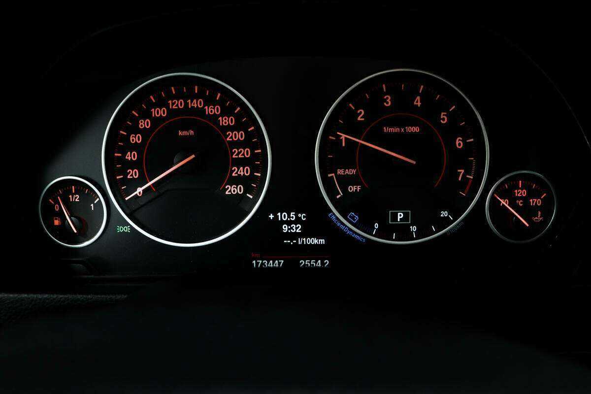 BMW 3 серии 2013 года с пробегом. Фото: #9