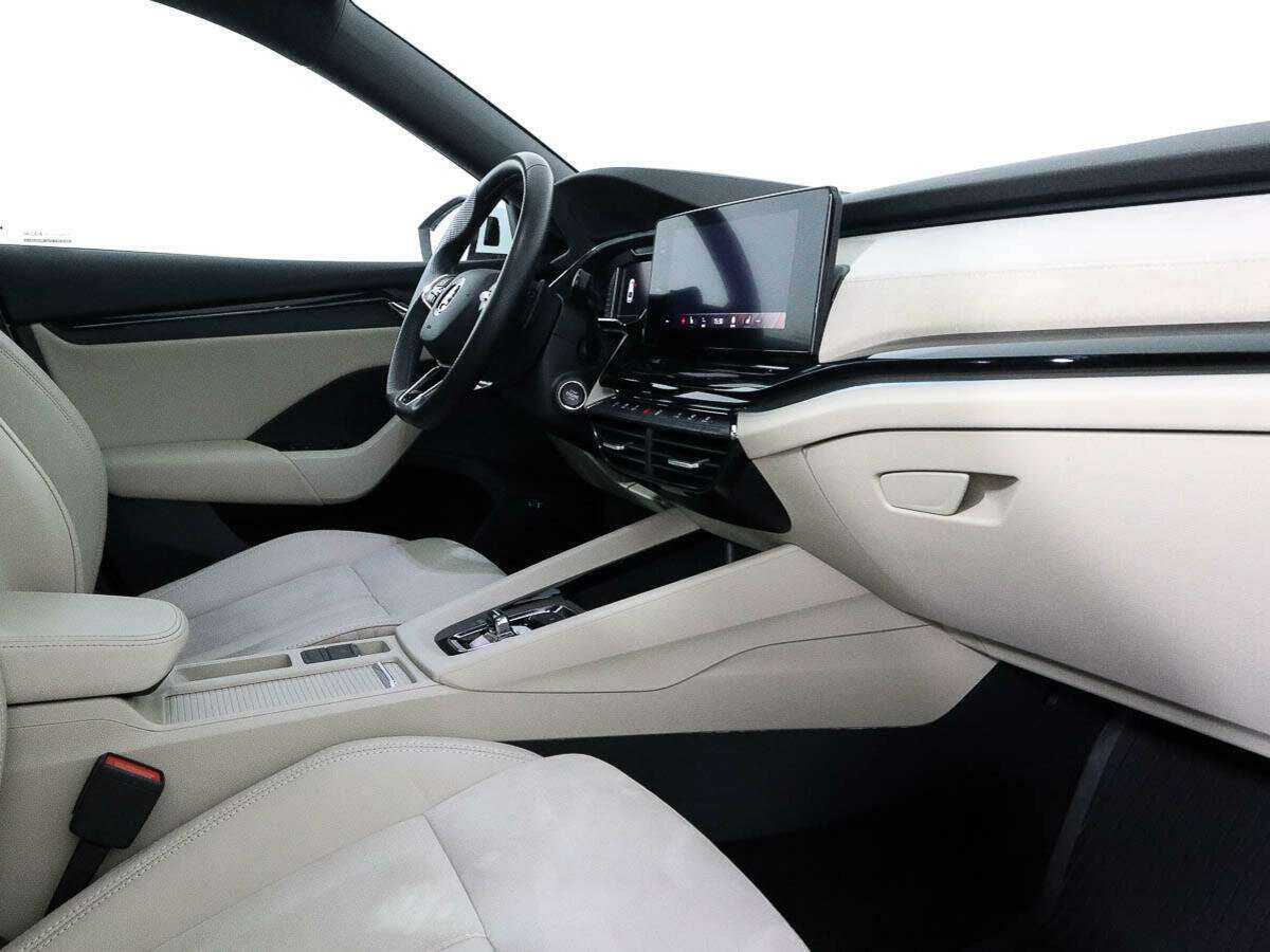 Skoda Octavia 2021 года с пробегом. Фото: #5