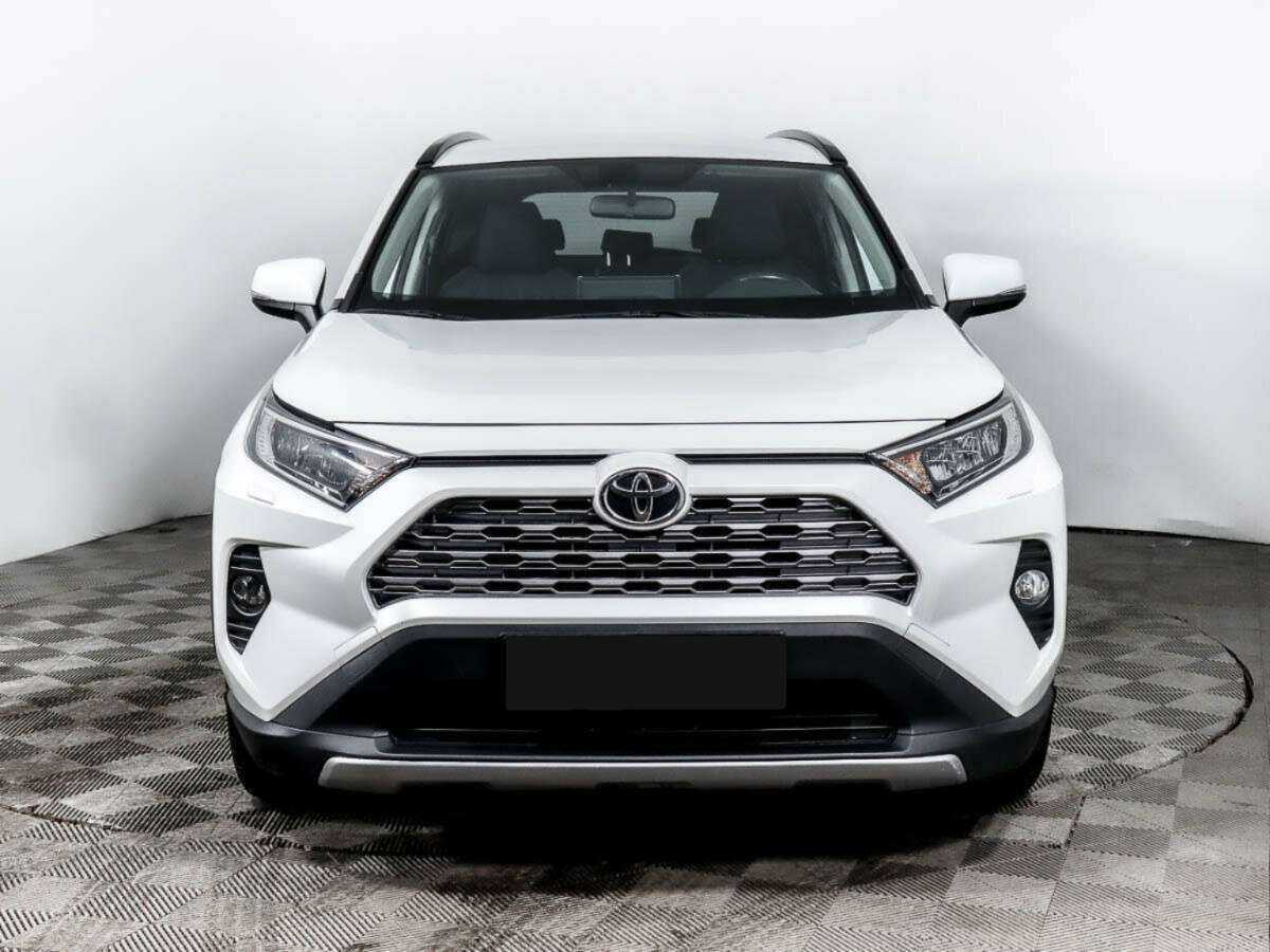Toyota RAV4 2020 года с пробегом. Фото: #1