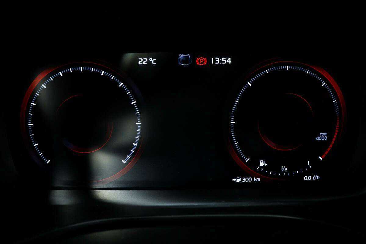 Volvo XC60 2018 года с пробегом. Фото: #9