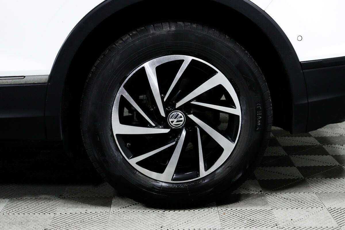 Volkswagen Tiguan 2018 года с пробегом. Фото: #12