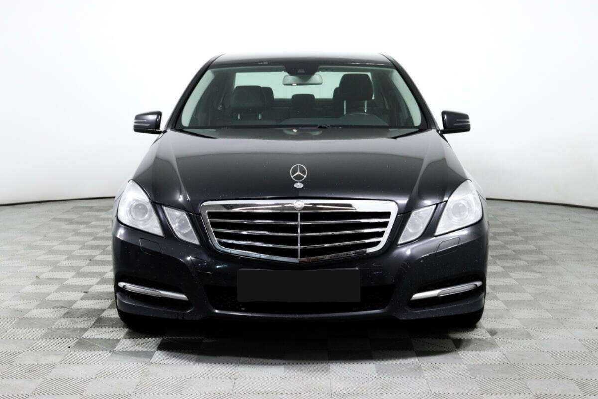 Mercedes-Benz E-Класс 2012 года с пробегом. Фото: #1