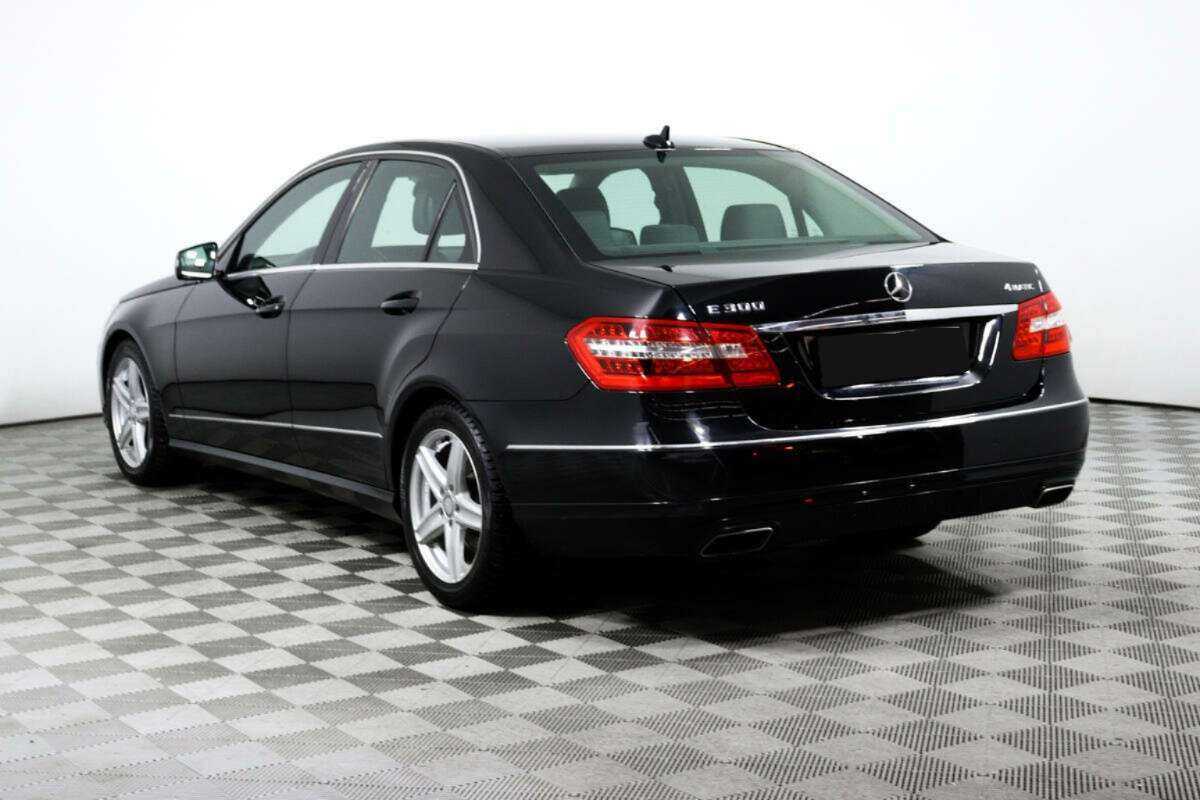 Mercedes-Benz E-Класс 2012 года с пробегом. Фото: #6