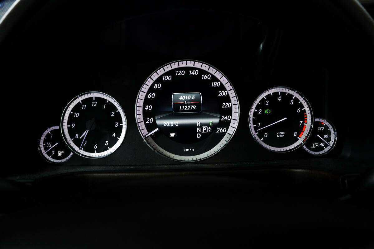 Mercedes-Benz E-Класс 2012 года с пробегом. Фото: #9