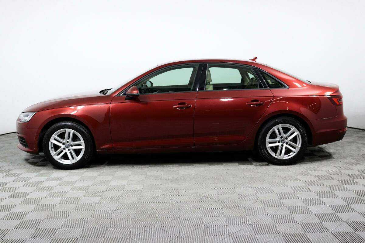 Audi A4 2018 года с пробегом. Фото: #7