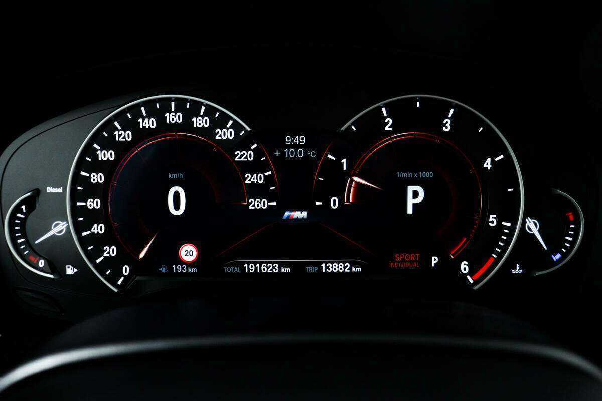 BMW 5 серии 2019 года с пробегом. Фото: #9