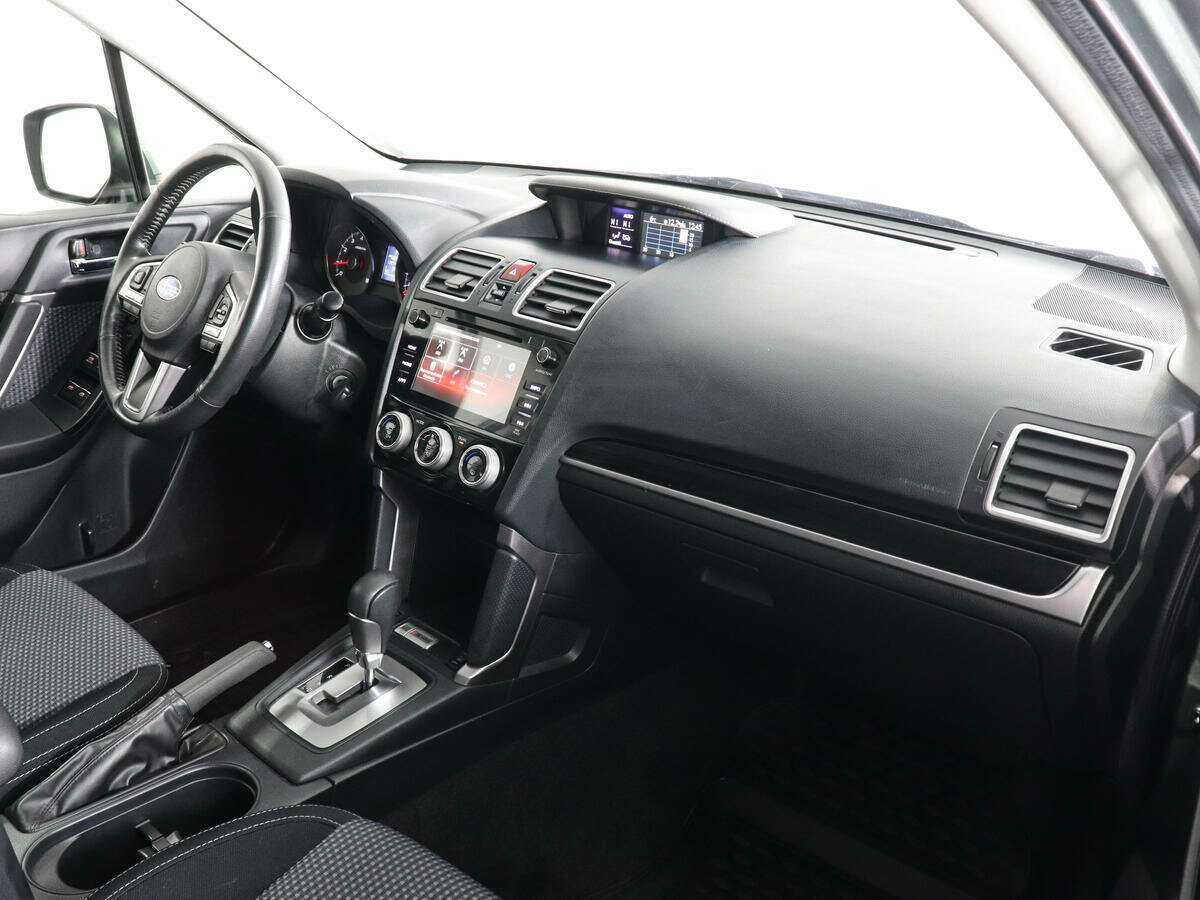 Subaru Forester 2017 года с пробегом. Фото: #8
