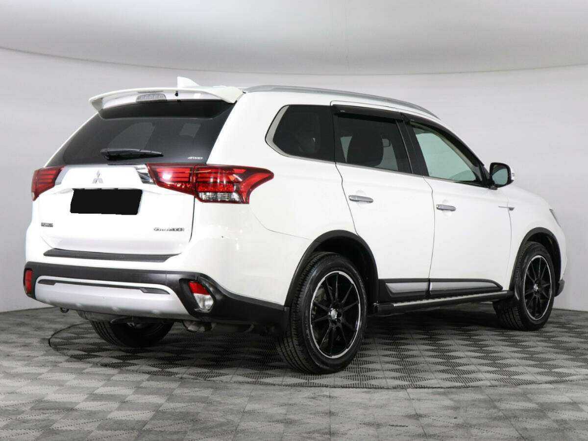 Mitsubishi Outlander 2020 года с пробегом. Фото: #4