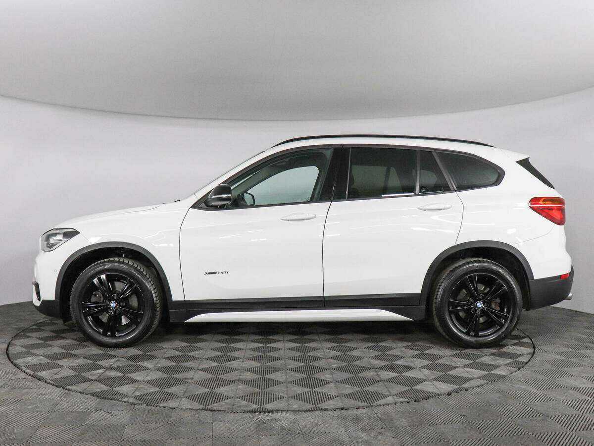 BMW X1 2017 года с пробегом. Фото: #4