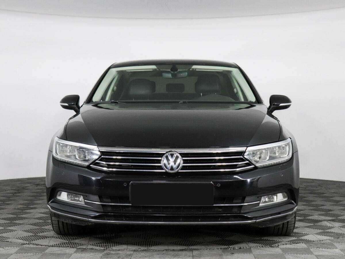 Volkswagen Passat 2016 года с пробегом. Фото: #1