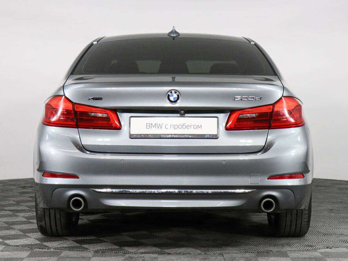 BMW 5 серии 2018 года с пробегом. Фото: #3