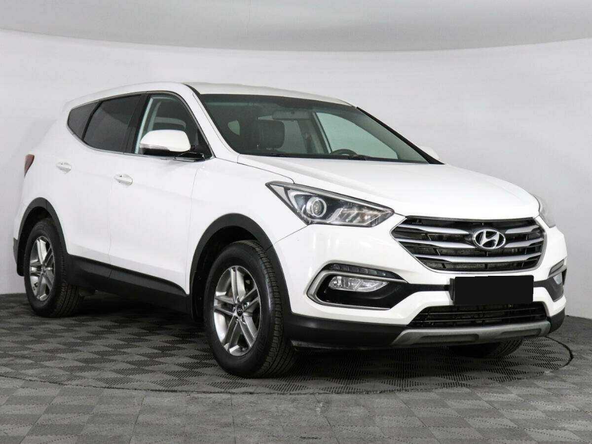 Hyundai Santa Fe 2017 года с пробегом. Фото: #2