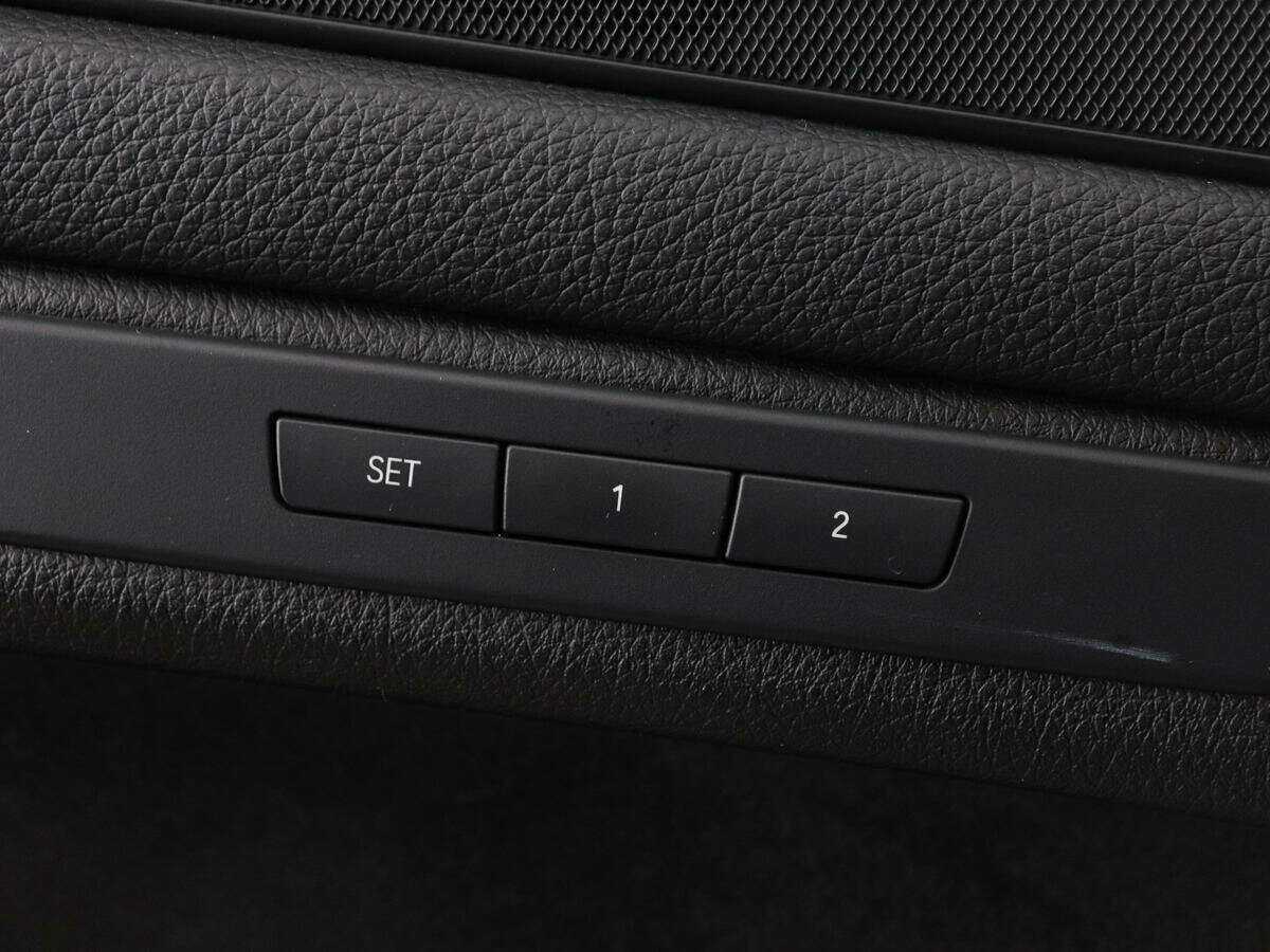 BMW 5 серии 2015 года с пробегом. Фото: #11