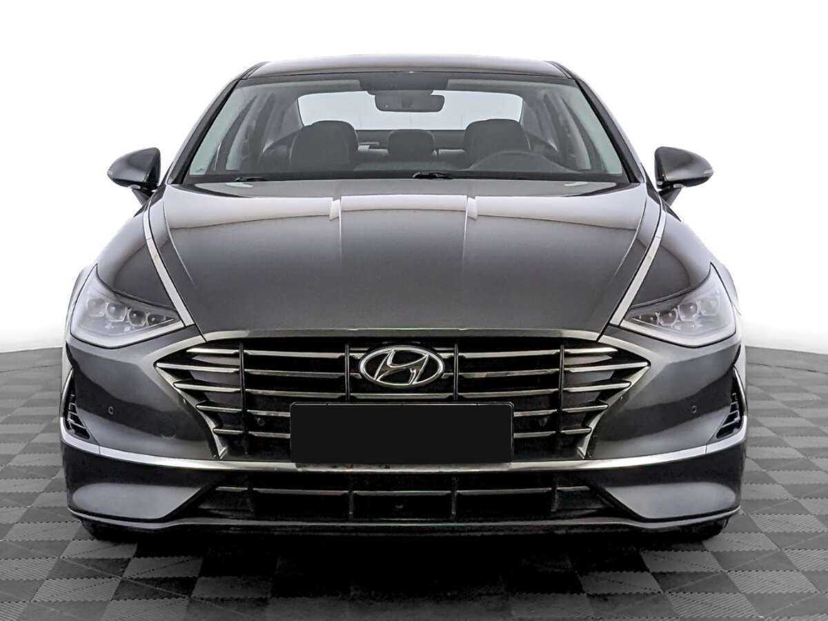 Hyundai Sonata 2021 года с пробегом. Фото: #1