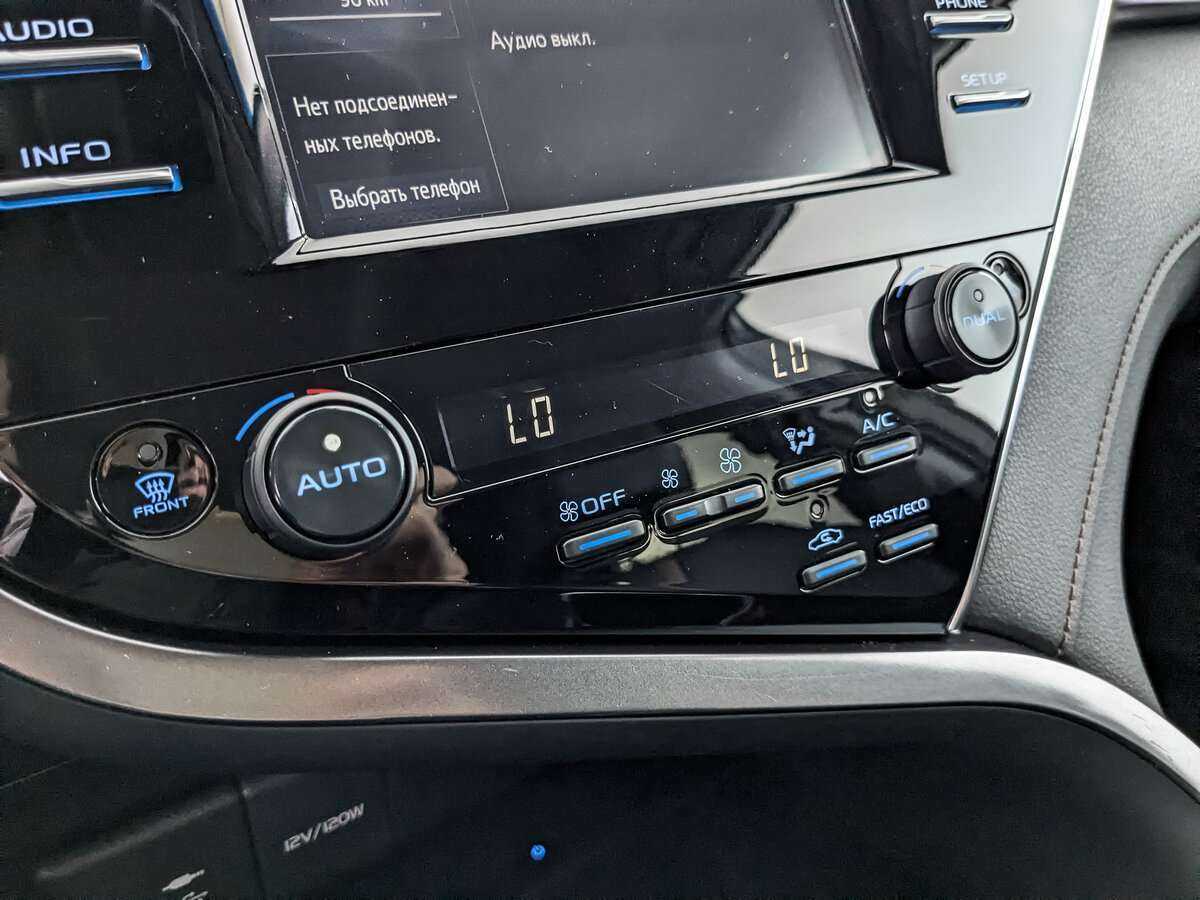 Toyota Camry 2018 года с пробегом. Фото: #16