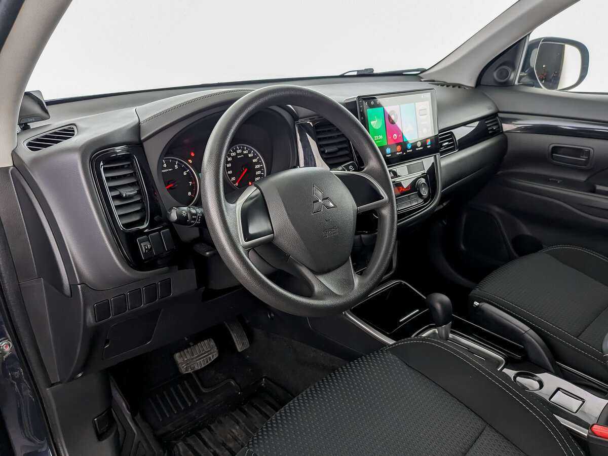 Mitsubishi Outlander 2019 года с пробегом. Фото: #13