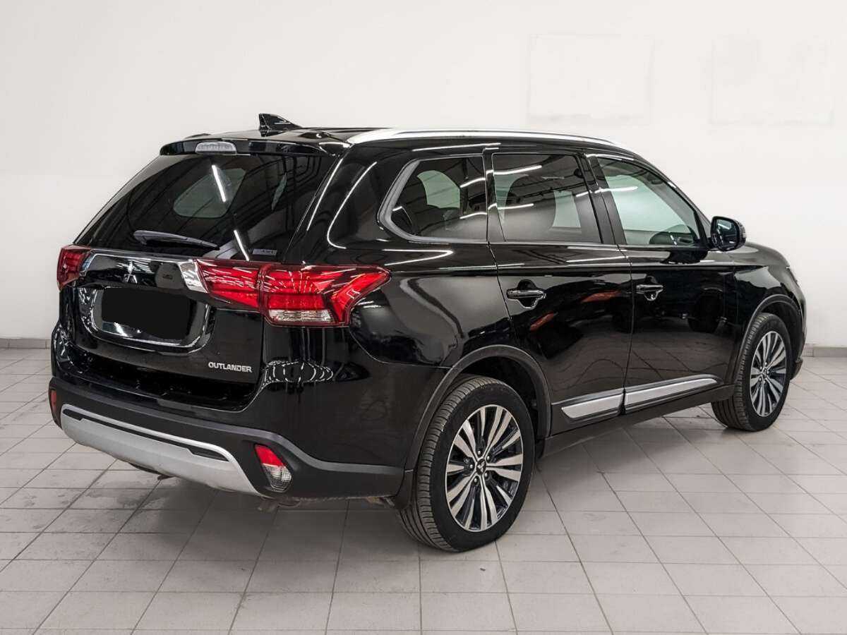 Mitsubishi Outlander 2020 года с пробегом. Фото: #4
