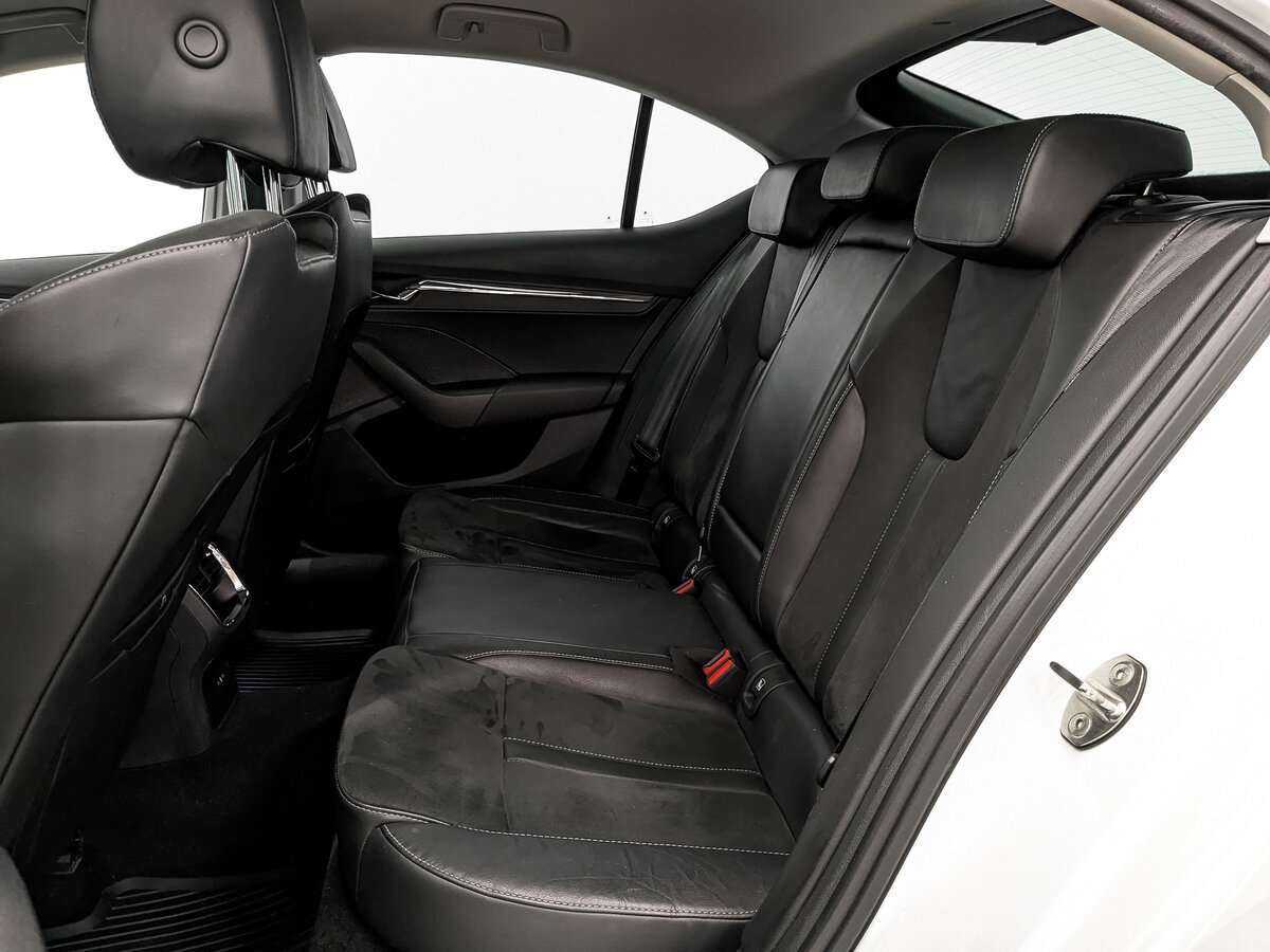 Skoda Octavia 2021 года с пробегом. Фото: #11