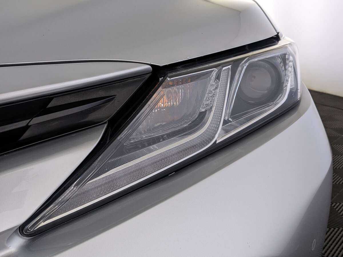 Toyota Camry 2020 года с пробегом. Фото: #10