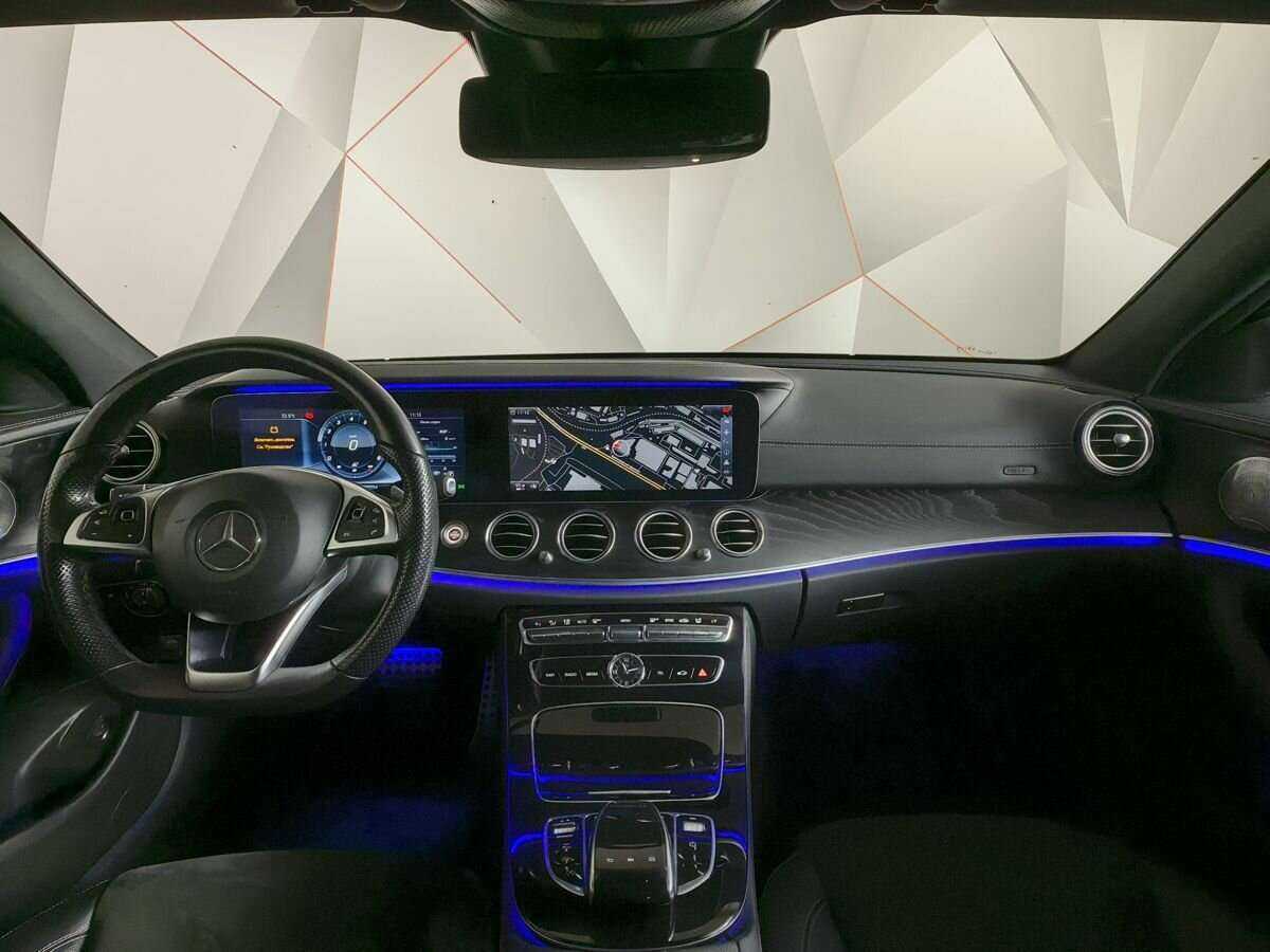 Mercedes-Benz E-Класс 2017 года с пробегом. Фото: #9