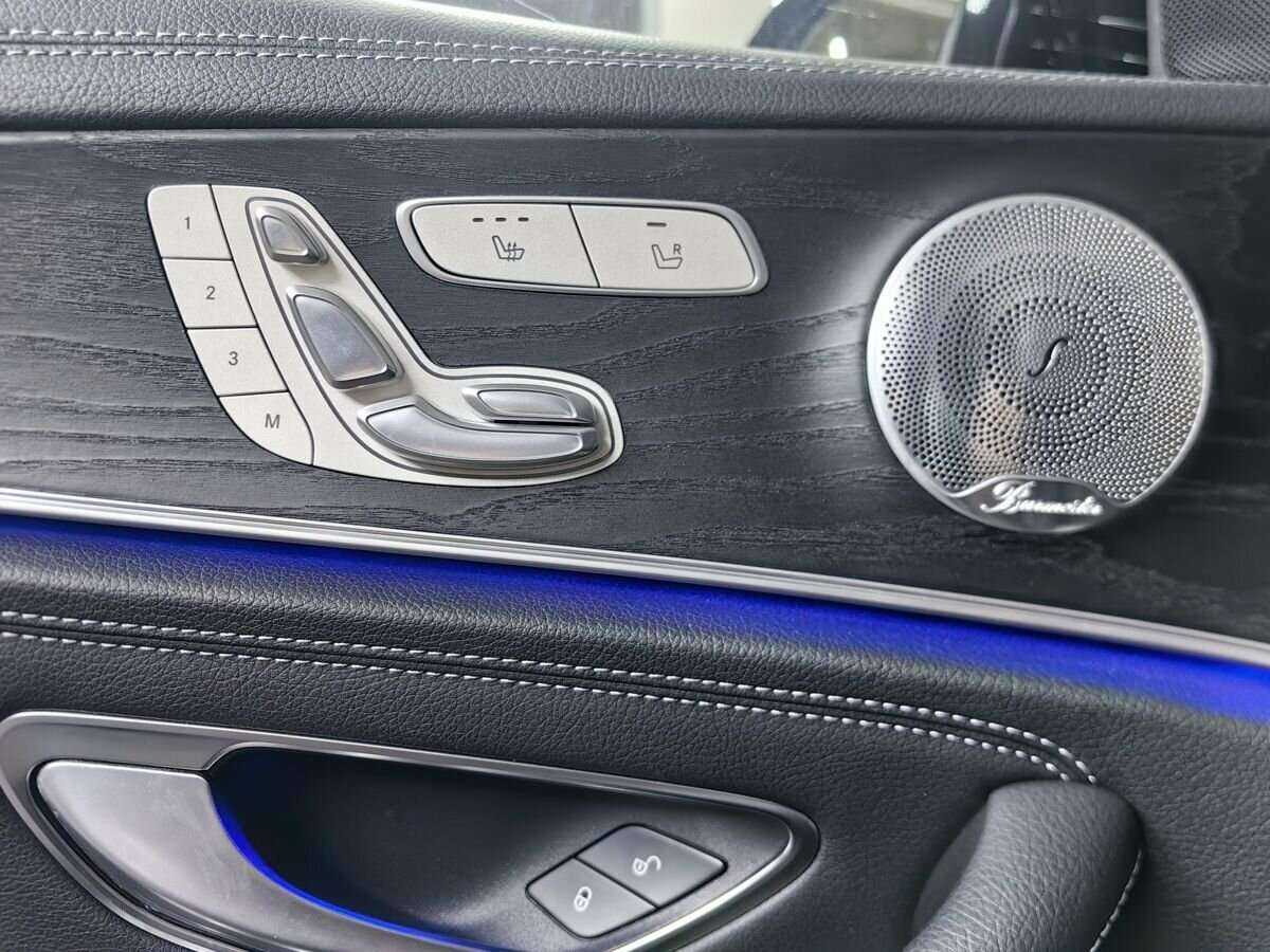 Mercedes-Benz E-Класс 2017 года с пробегом. Фото: #17