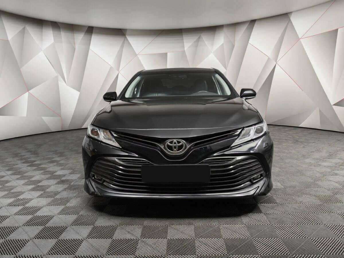 Toyota Camry 2019 года с пробегом. Фото: #6