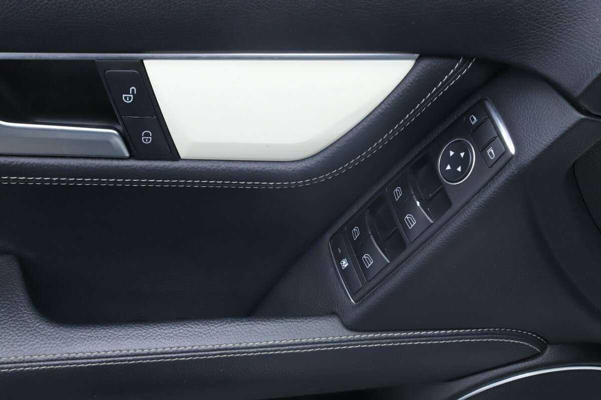 Mercedes-Benz C-Класс 2014 года с пробегом. Фото: #7