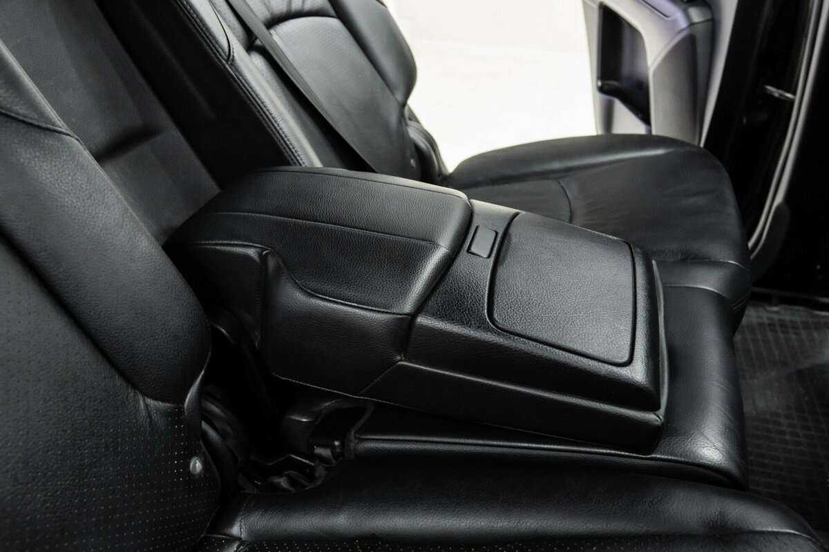 Kia Mohave 2012 года с пробегом. Фото: #18