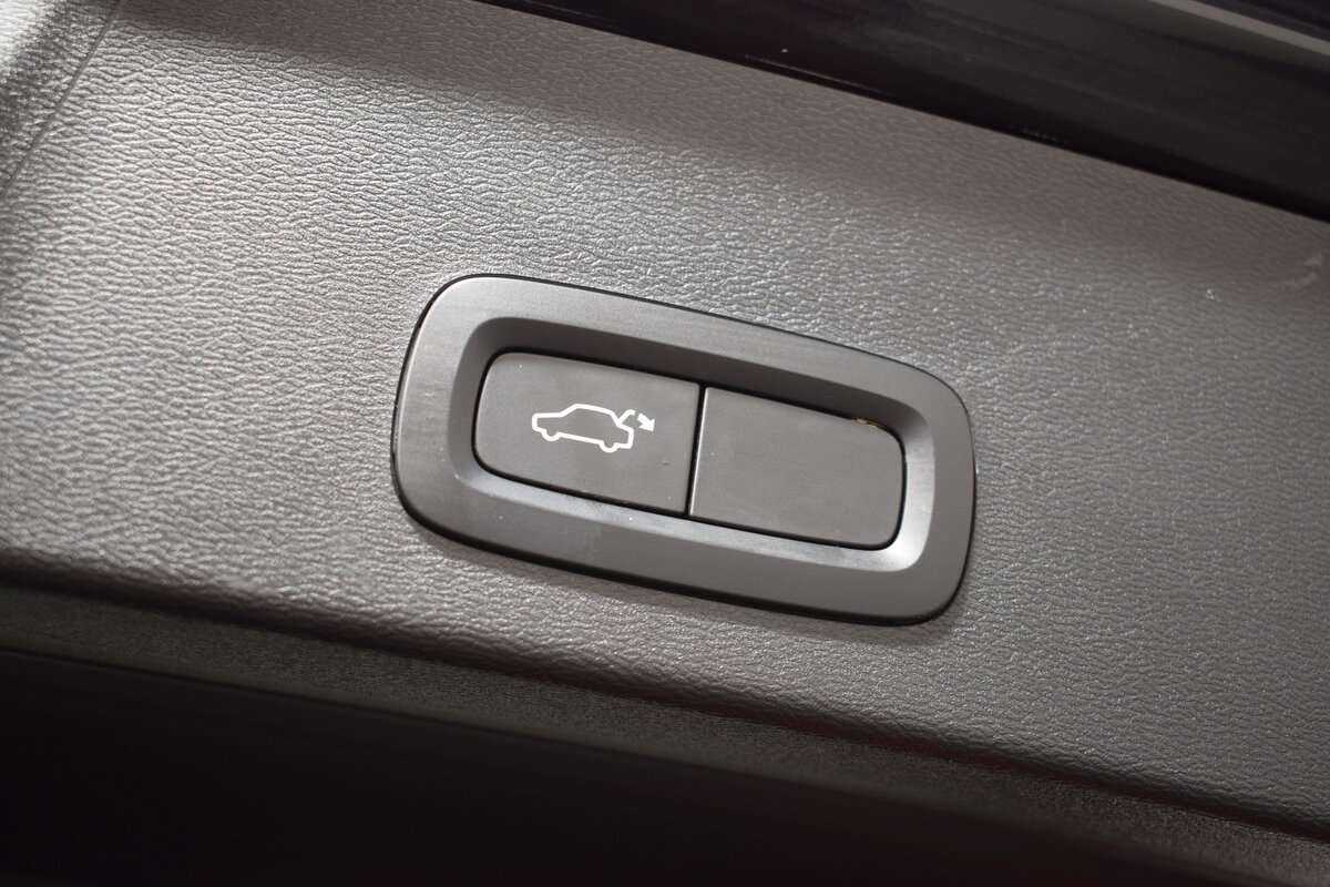 Volvo XC40 2019 года с пробегом. Фото: #6