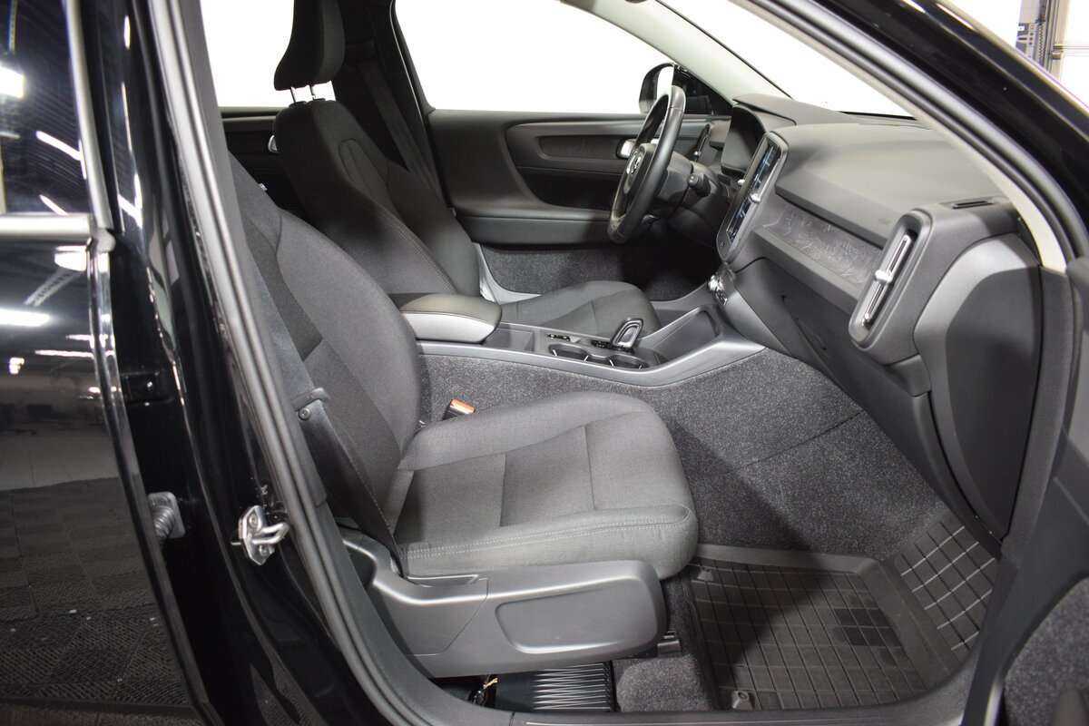 Volvo XC40 2019 года с пробегом. Фото: #10