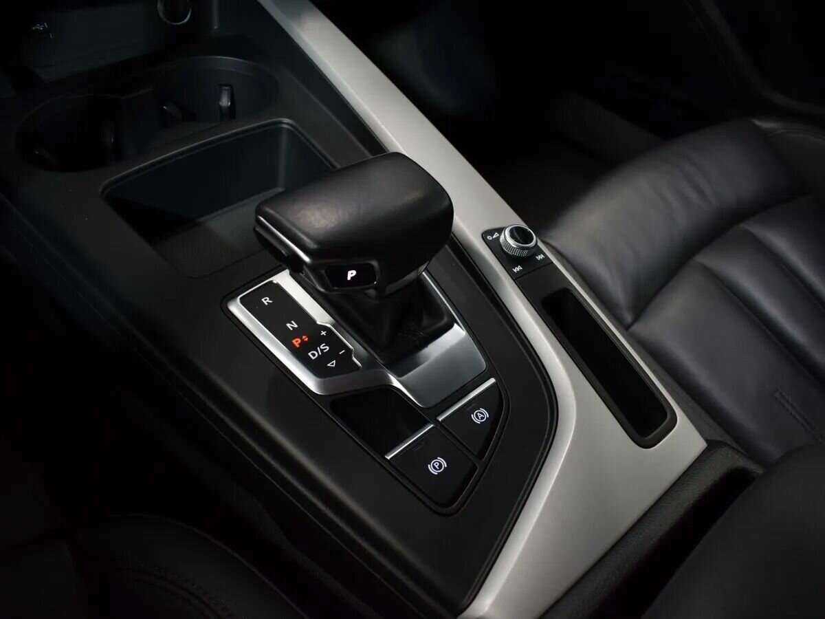 Audi A4 2020 года с пробегом. Фото: #17