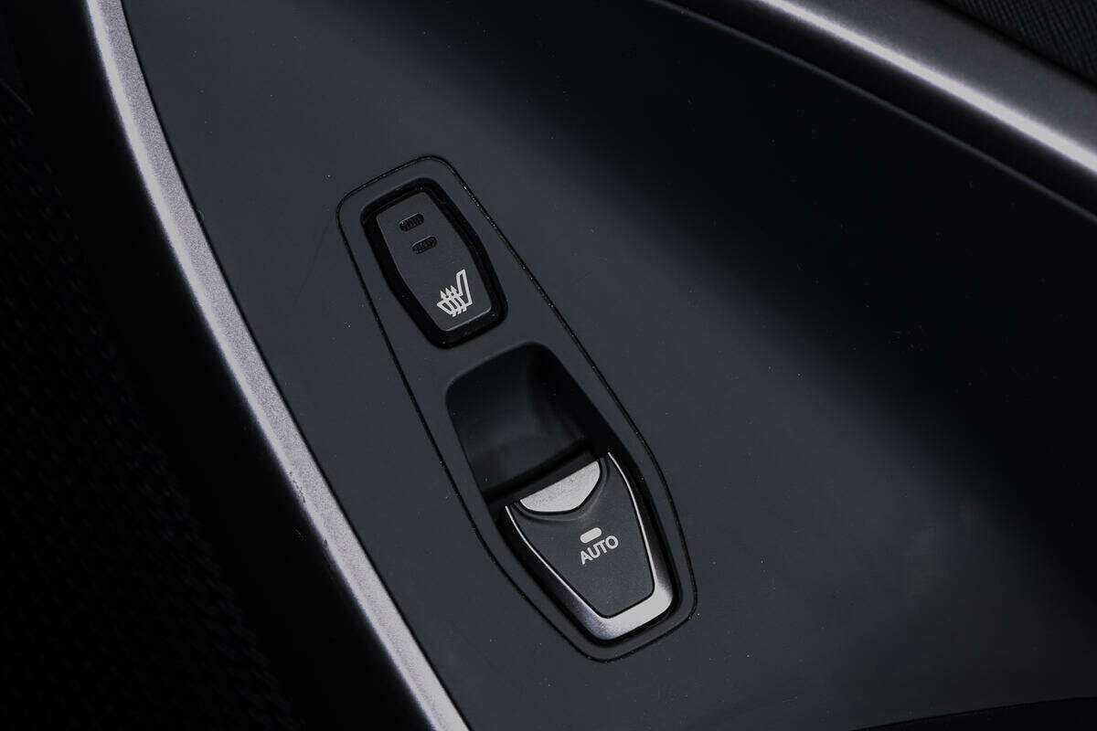 Hyundai Santa Fe 2015 года с пробегом. Фото: #17