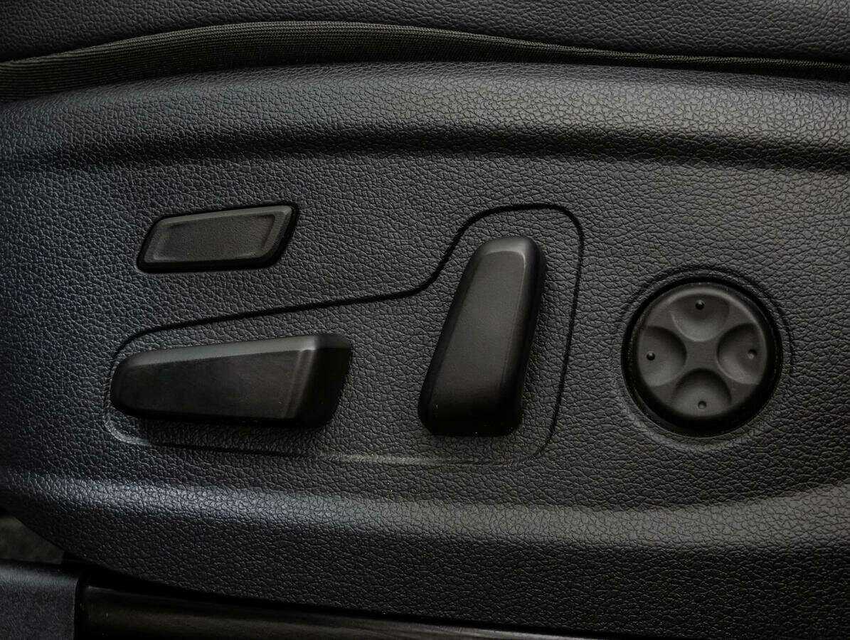 Hyundai Santa Fe 2018 года с пробегом. Фото: #17