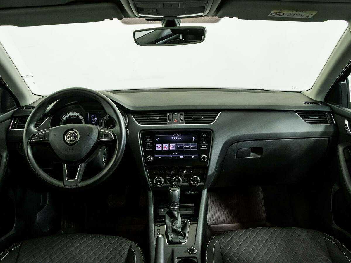Skoda Octavia 2018 года с пробегом. Фото: #12