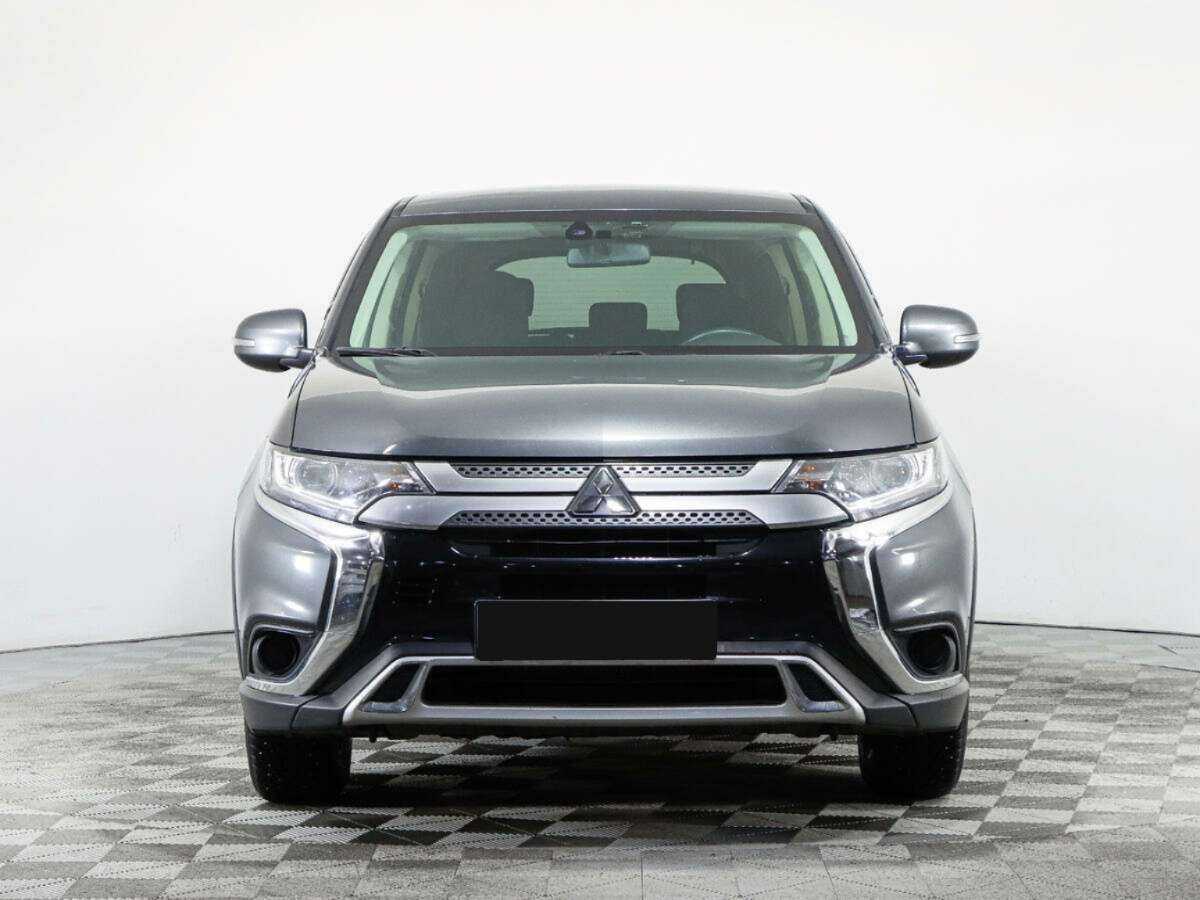 Mitsubishi Outlander 2019 года с пробегом. Фото: #1