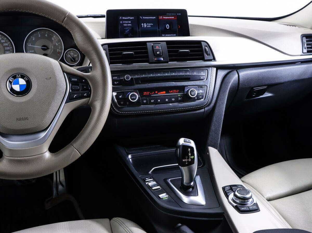 BMW 3 серии 2012 года с пробегом. Фото: #12