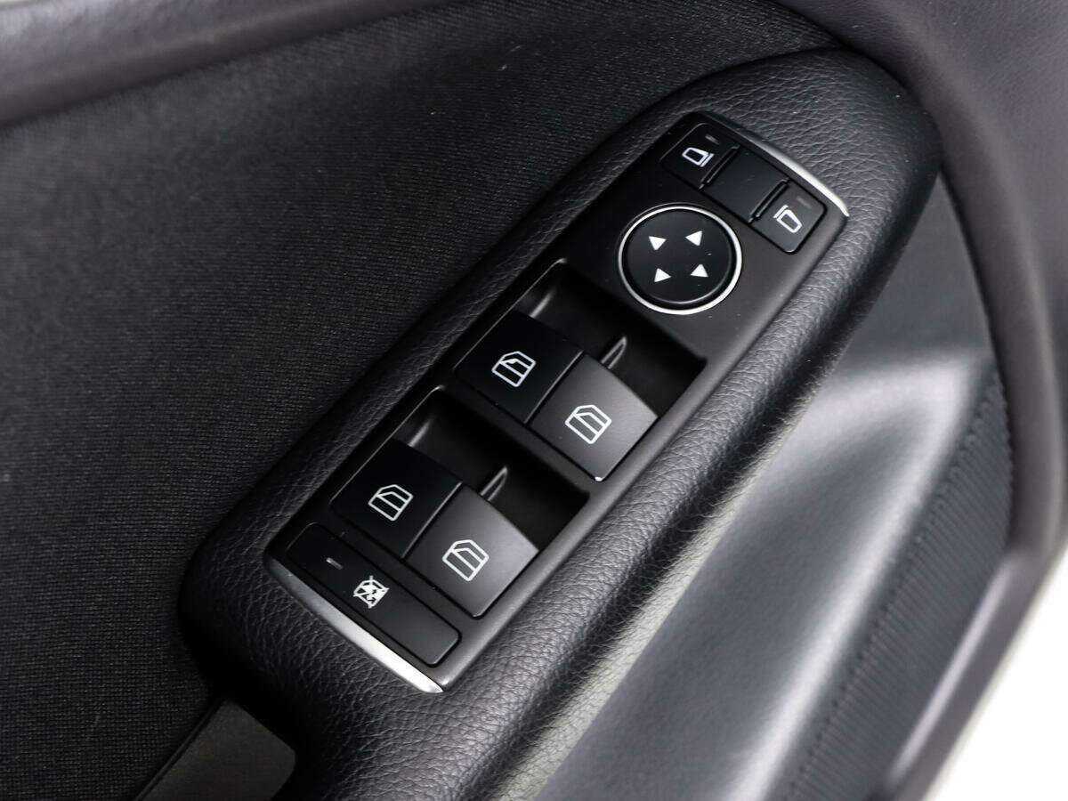 Mercedes-Benz B-Класс 2015 года с пробегом. Фото: #17