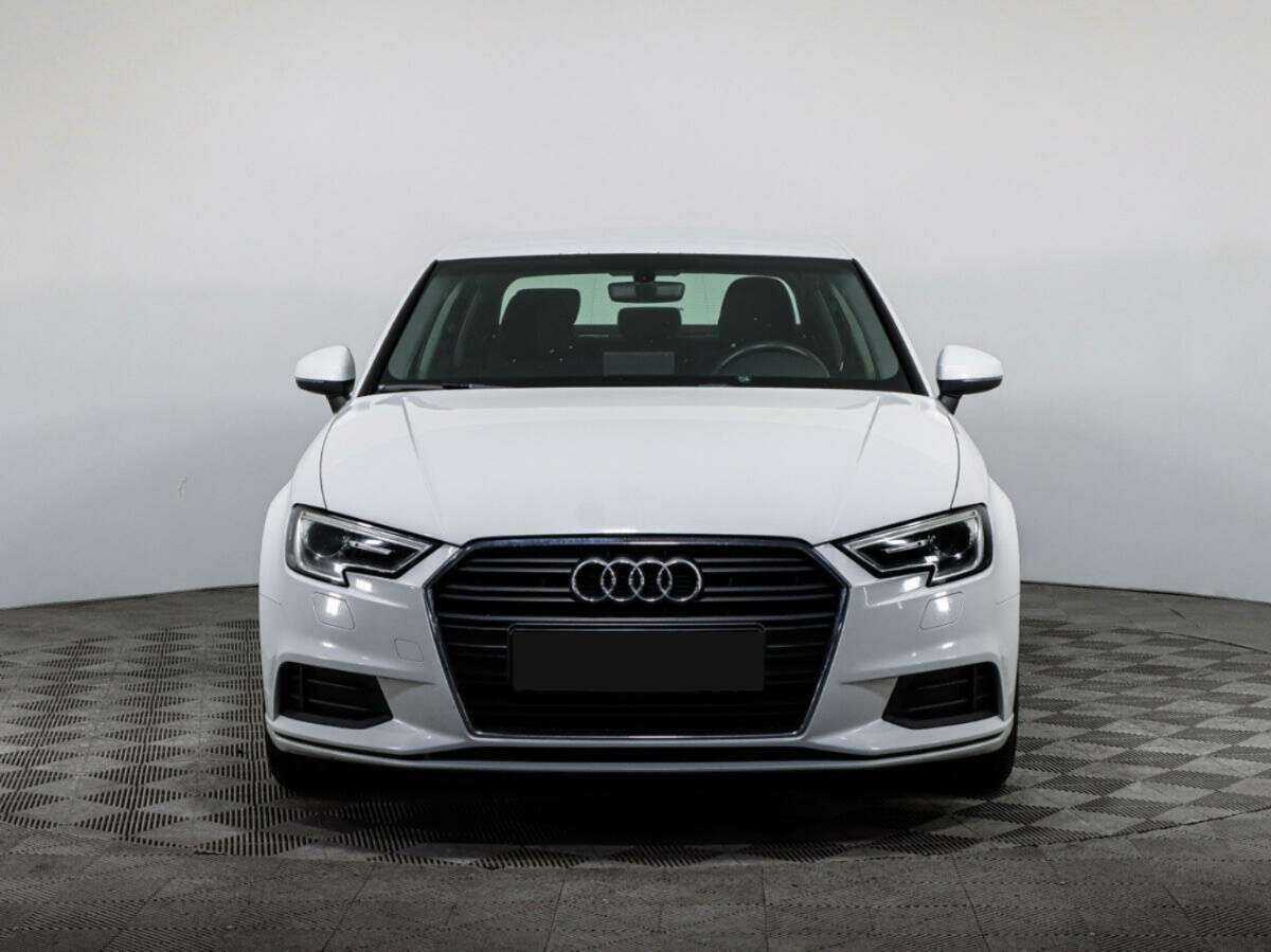 Audi A3 2019 года с пробегом. Фото: #1
