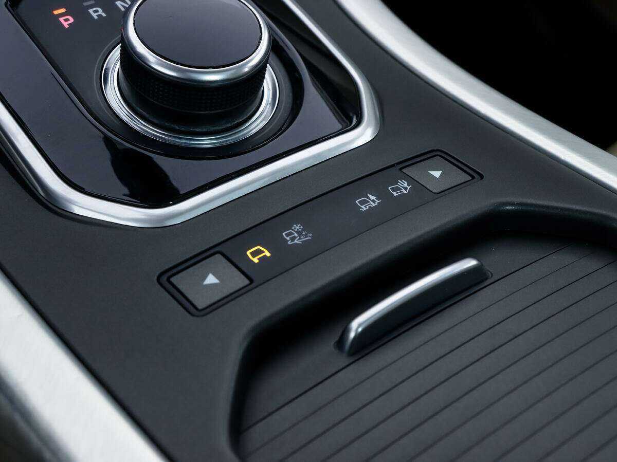 Land Rover Range Rover Evoque 2018 года с пробегом. Фото: #17