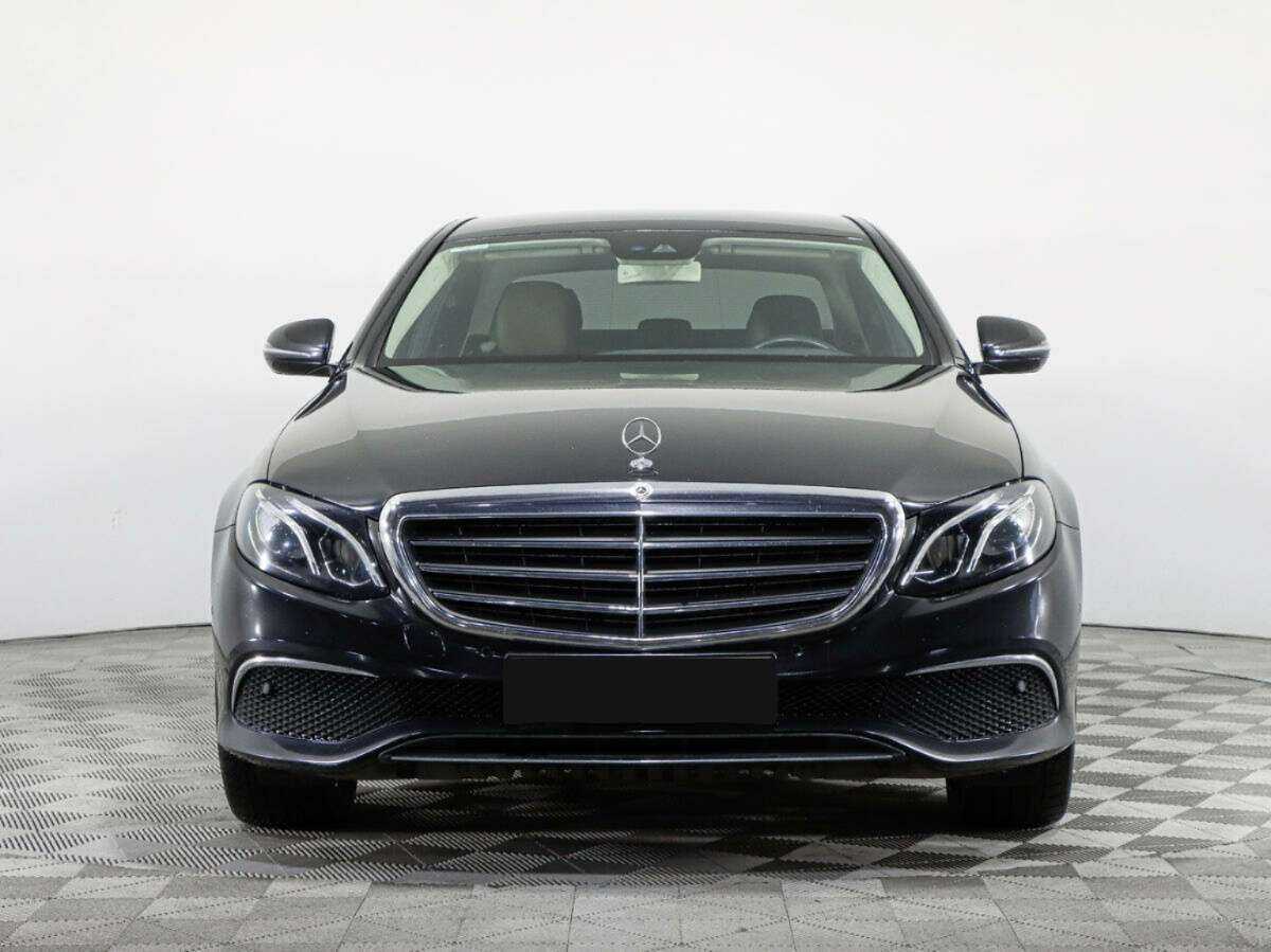 Mercedes-Benz E-Класс 2016 года с пробегом. Фото: #1