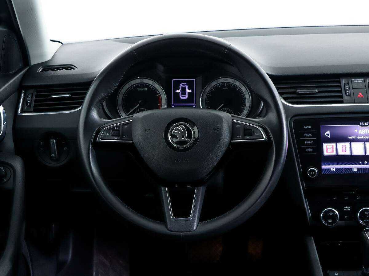 Skoda Octavia 2019 года с пробегом. Фото: #17