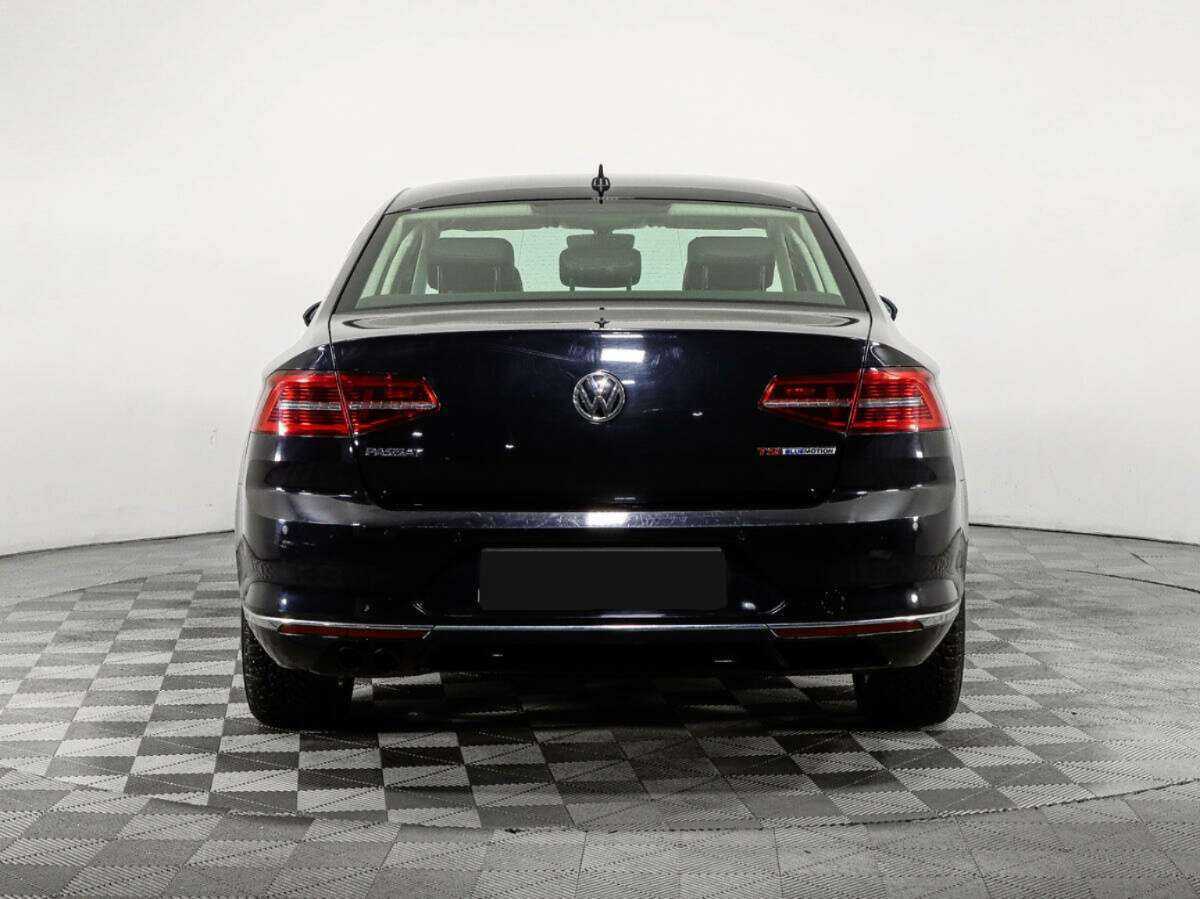Volkswagen Passat 2016 года с пробегом. Фото: #5
