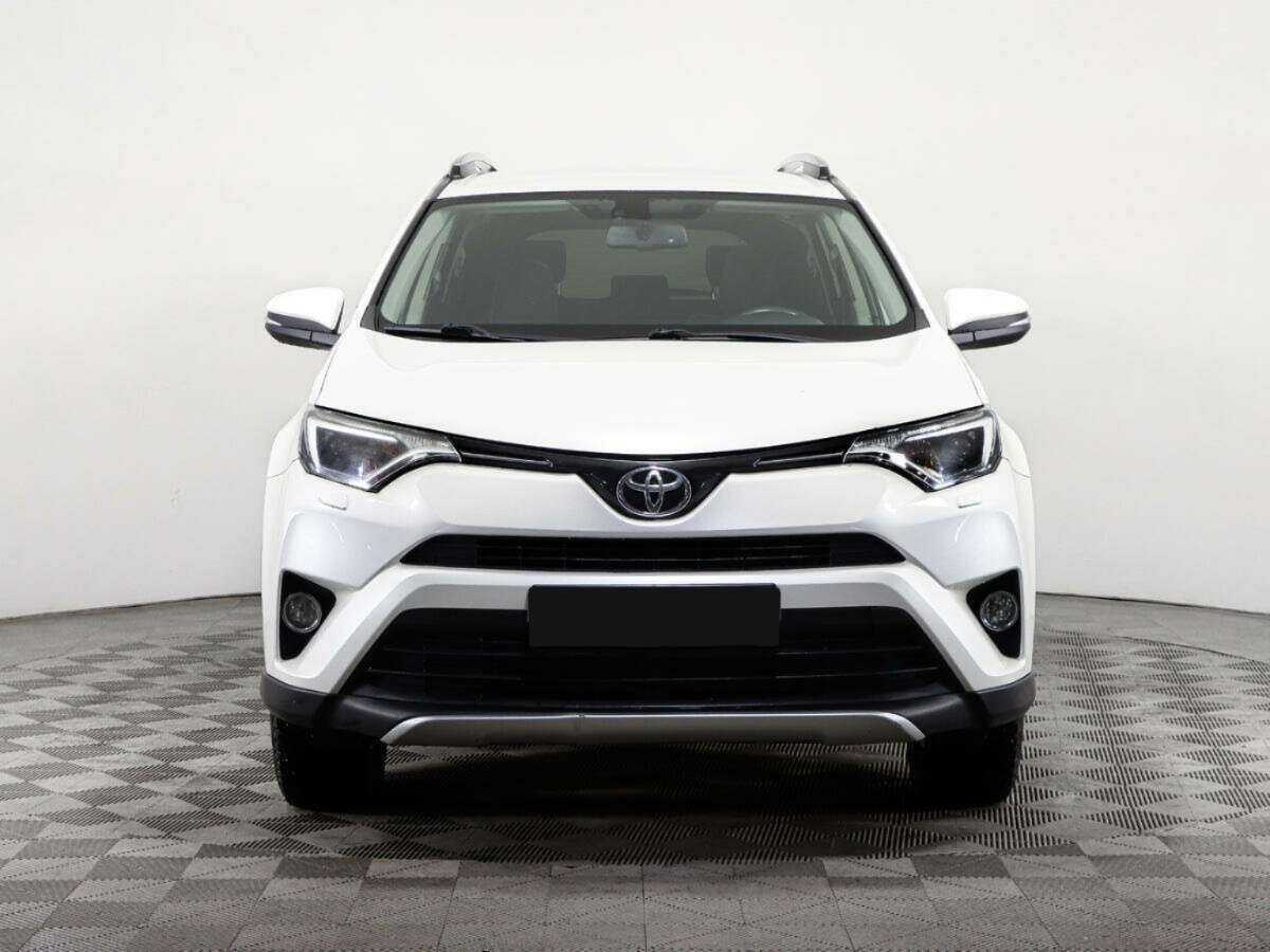 Toyota RAV4 2015 года с пробегом. Фото: #1