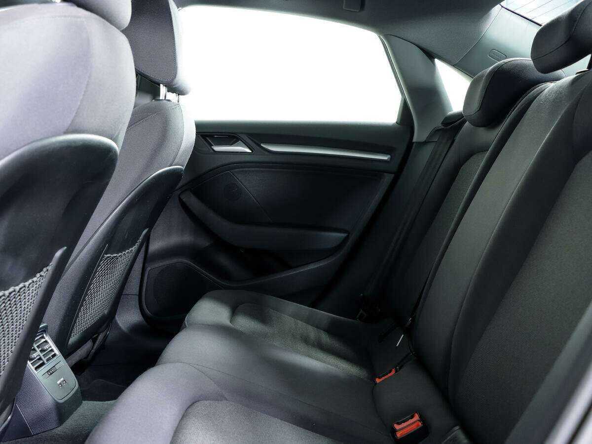 Audi A3 2020 года с пробегом. Фото: #10