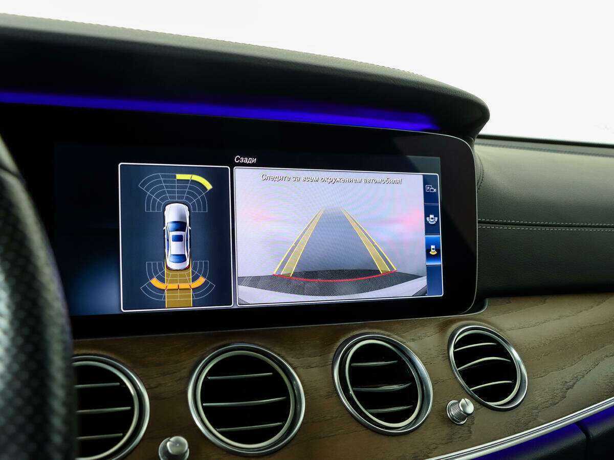 Mercedes-Benz E-Класс 2017 года с пробегом. Фото: #17